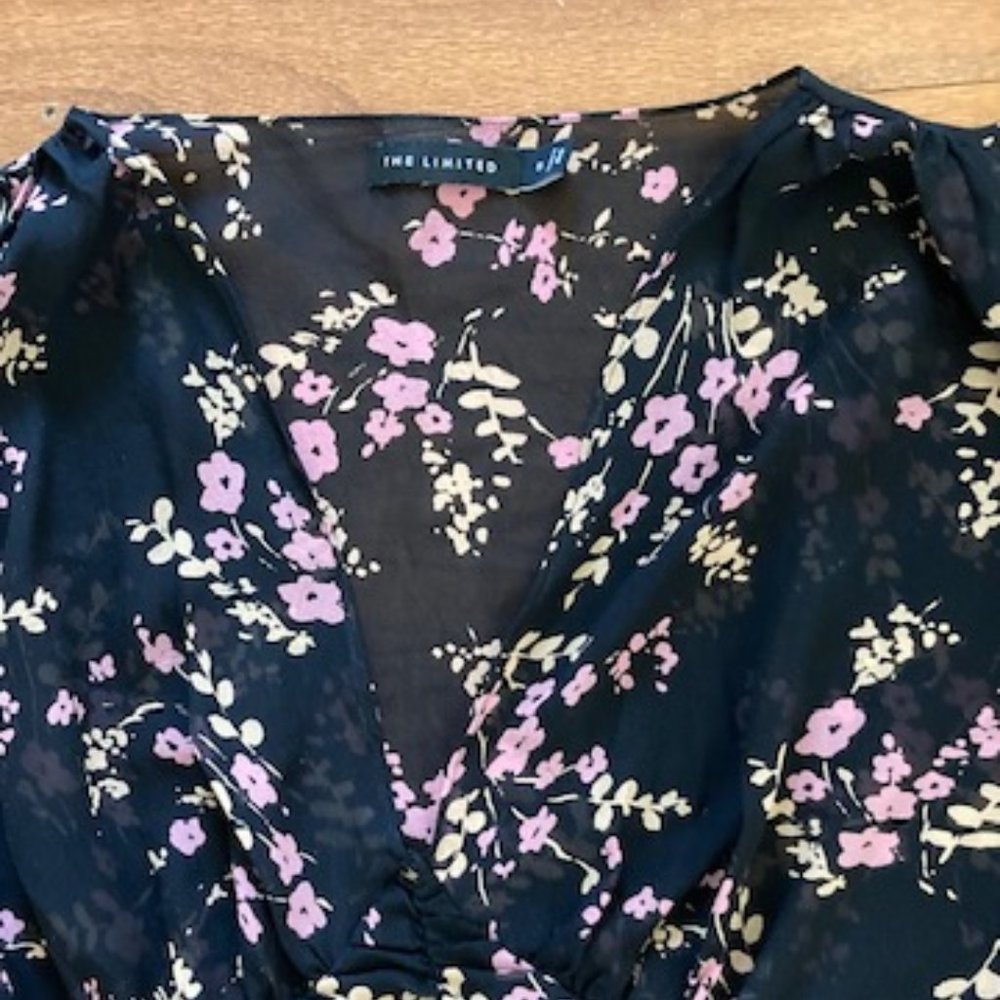 The Limited Floral Blouse - Picture 7 of 7